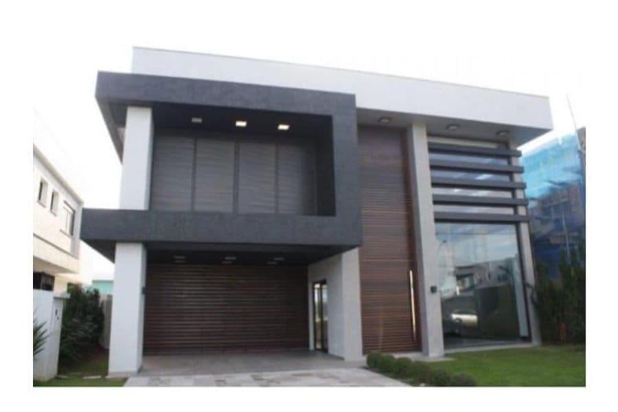 CASA EM CONDOMÍNIO COM 5 DORMITÓRIOS (5 SUÍTES), 2 VAGAS, 270M² ÁREA ÚTIL À VENDA EM CENTRO - Foto 2