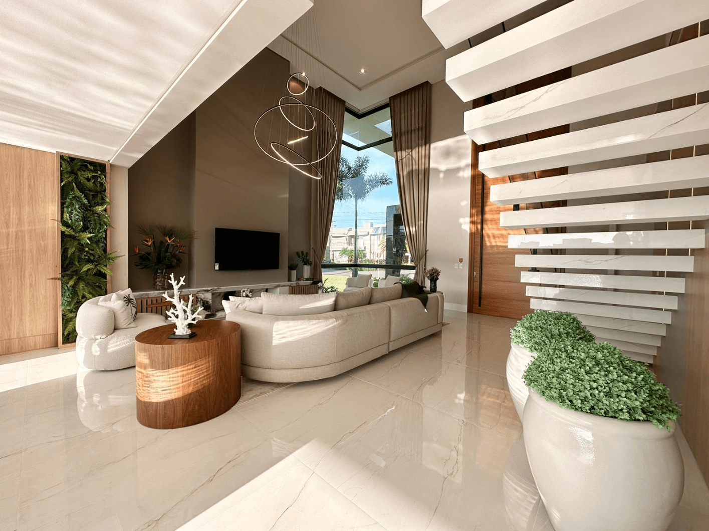 CASA EM CONDOMÍNIO COM 5 DORMITÓRIOS (5 SUÍTES), 2 VAGAS, 426M² ÁREA ÚTIL À VENDA EM CENTRO - Foto 3